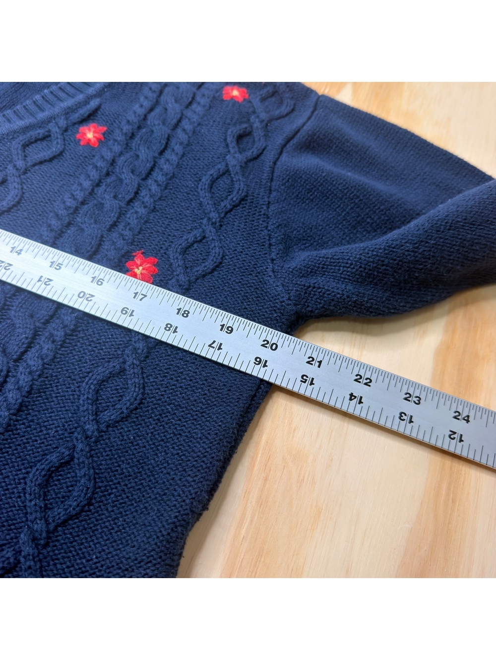 Navy Blue Cable Knit Cotton Cardigan with Embroidered Flowers Size M - Picture 5 of 7